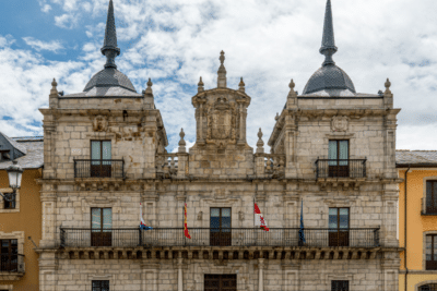 plaza del ayuntamiento