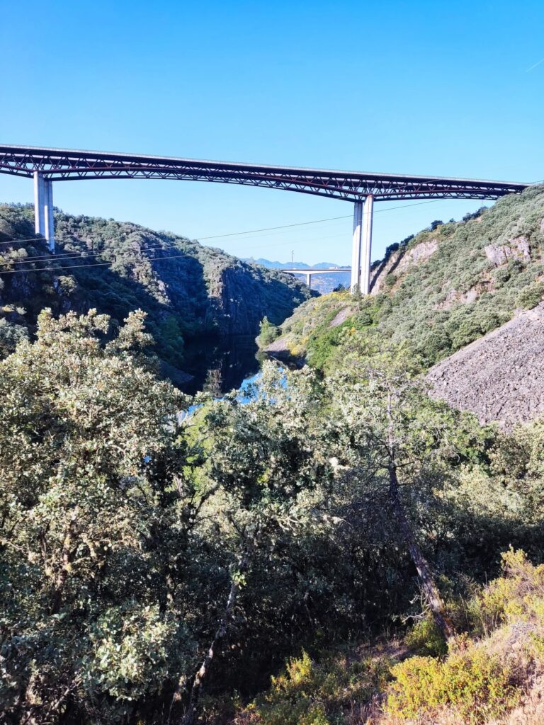 viaductos a6 y nacional n6 senda de los romeros
