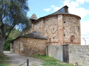 Iglesia de Santa María de Vizbayo Otero