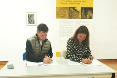 Firma de los protocolos en Villablino