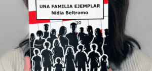 portada Presentación del libro Una familia ejemplar