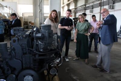 250617_presentación del automotor del proyecto Hycerail (3)