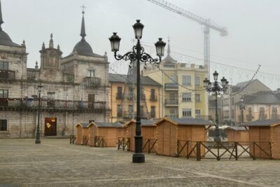 VI Mercado Navideño Artesano en la Plaza del Ayuntamiento
