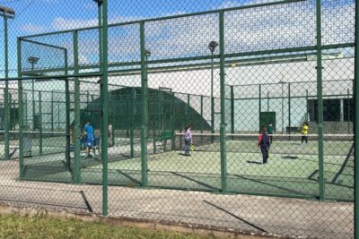 El Ayuntamiento de Ponferrada acerca el deporte a 400 alumnos de Primaria con el programa Juega y Diviértete