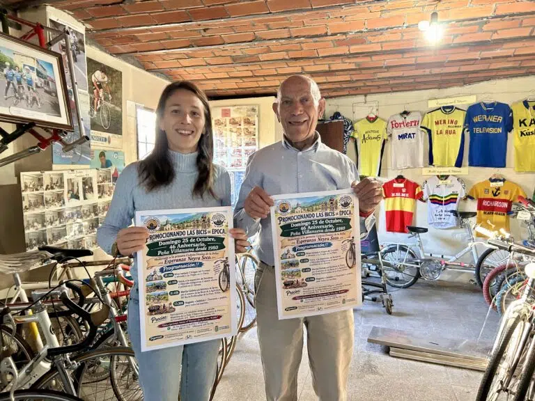 Aniversario de la Peña Ciclista Villanueva 2026 bicis de época y magosto en La Placa